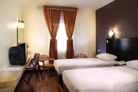 Mervit Hotel Padang  Rum bild