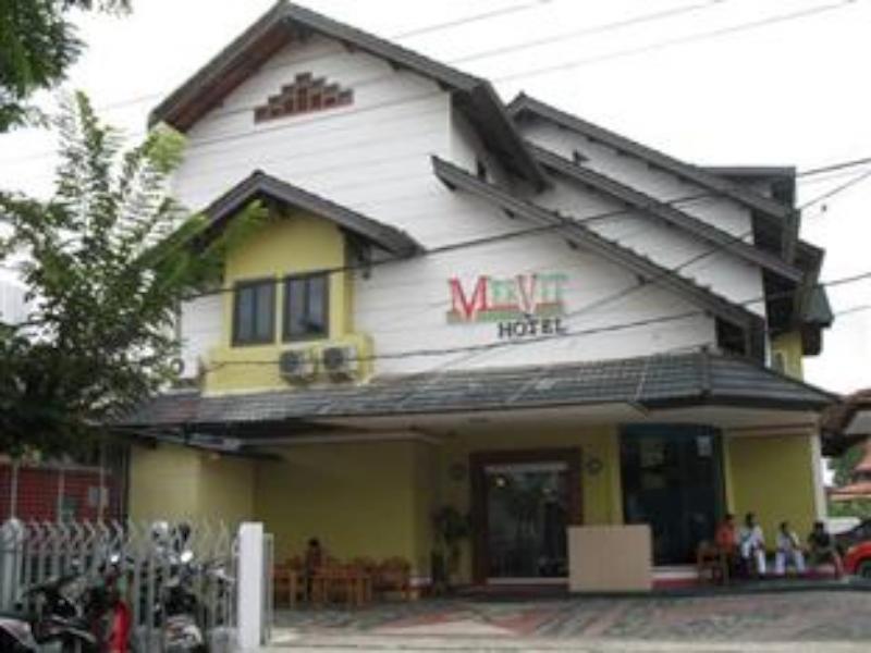 Mervit Hotel Padang  Exteriör bild
